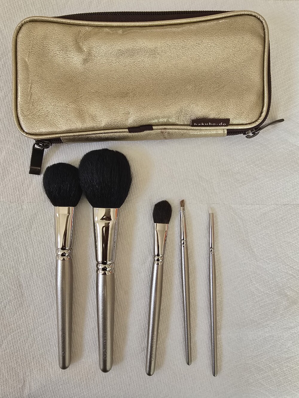 Gold Hakuhodo Makeup Brush Set